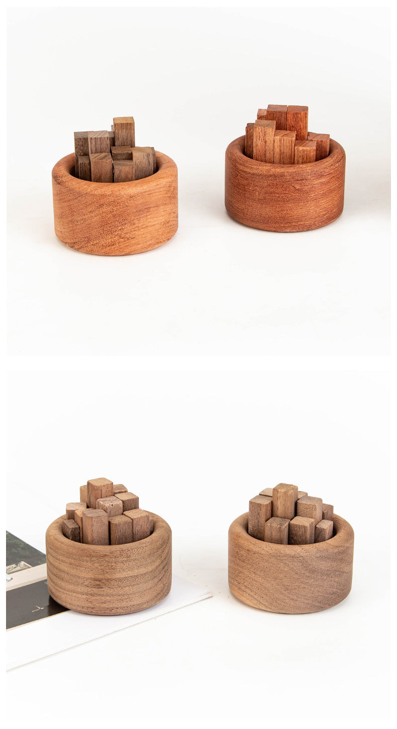 Pinecone-Shaped Fragrant Wood Décor