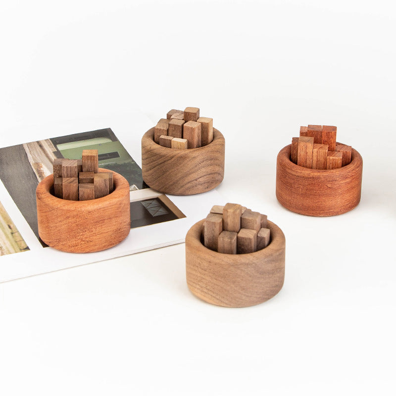 Pinecone-Shaped Fragrant Wood Décor